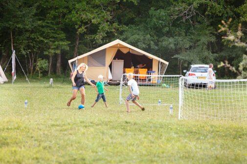 Camping Domaine de Corneuil-Saint-Sulpice-de-Mareuil