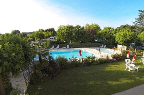 Camping La Rivière Fleurie Saint-Antoine-de-Breuilh