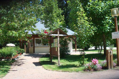 Camping Le Château De Poinsouze