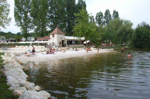 Camping Le Domaine des Etangs du Plessac Aquitaine