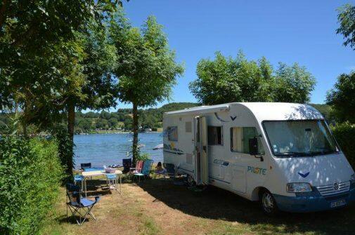 Camping Les Genêts Salles-Curan