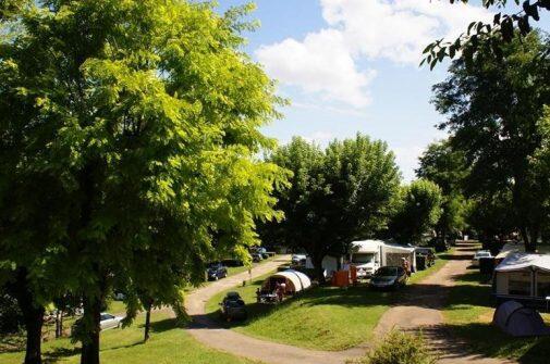 Camping Les Grottes de Roffy Sainte-Nathalène