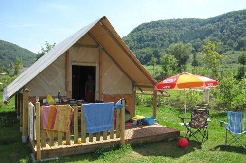 Camping Sites et Paysages La Roche d'Ully Franche-Comté