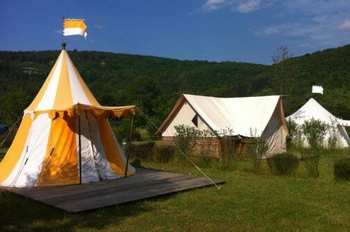 Camping Sites et Paysages La Roche d'Ully Frankrijk